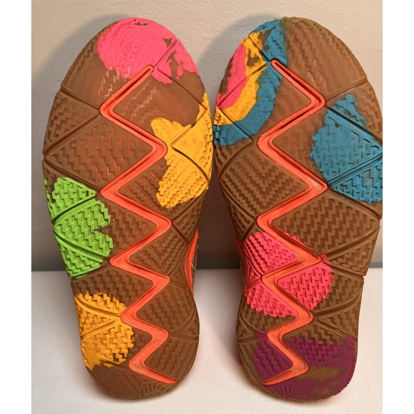 Nike Kyrie 4 GS‎ Lucky Charms Shoes Youth 6Y BV7793-600 Basketball Sneakers - Picture 10 of 13